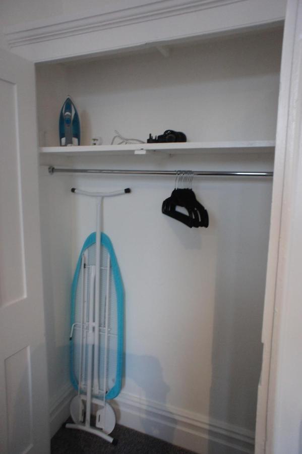 Flat 2 Opposite Travel Lodge Colwyn Bay Eksteriør billede